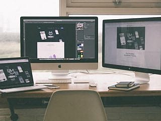 How can website designers help you expand your ecommerce business in Brighton?